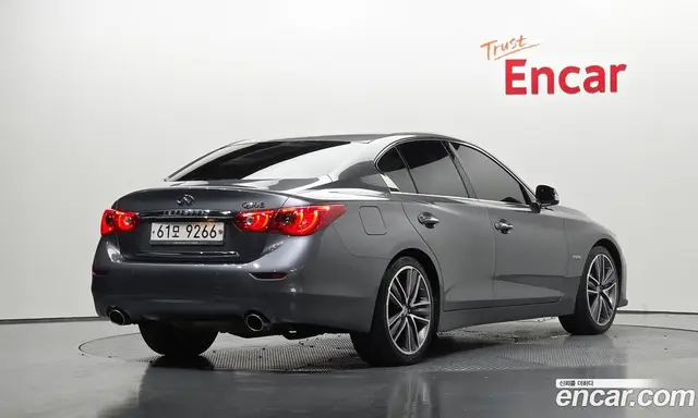 Infiniti Q50 2016 3.5 автомат (гидро), миниатюра 2