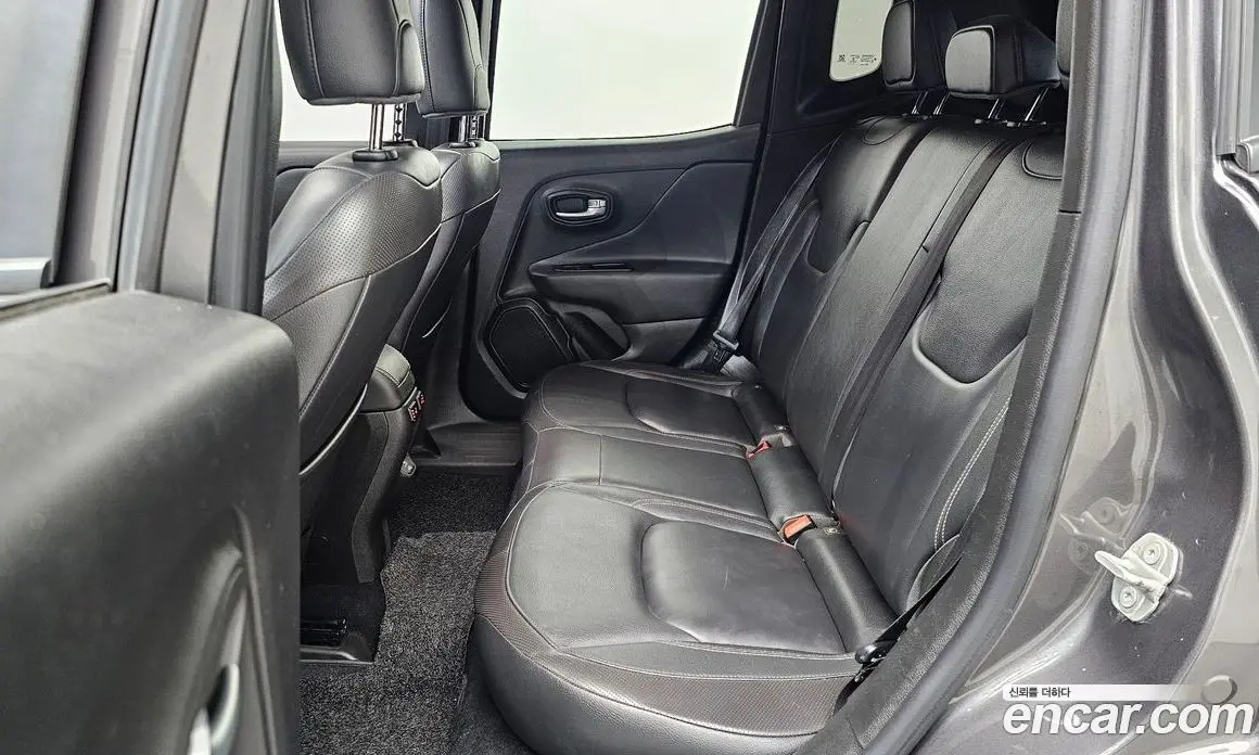 Jeep Renegade 2021 2.4 автомат (гидро), фото 12