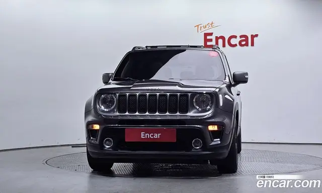 Jeep Renegade 2021 2.4 автомат (гидро), миниатюра 3