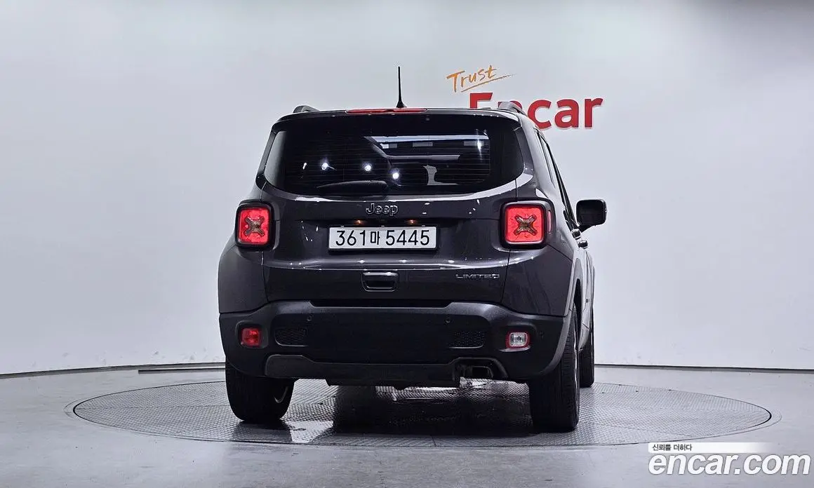 Jeep Renegade 2021 2.4 автомат (гидро), фото 4