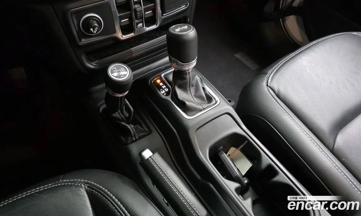 Jeep Wrangler 2021 2.0 автомат (гидро), фото 9 Jeep Wrangler 2021 2.0 автомат (гидро), фото 9