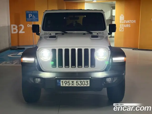 Jeep Wrangler, 2021, 101 755 км