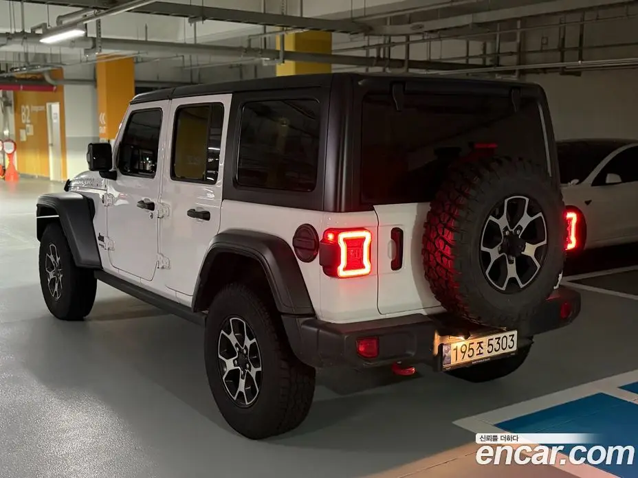 Jeep Wrangler 2021 2.0 автомат (гидро), фото 4 Jeep Wrangler 2021 2.0 автомат (гидро), фото 4