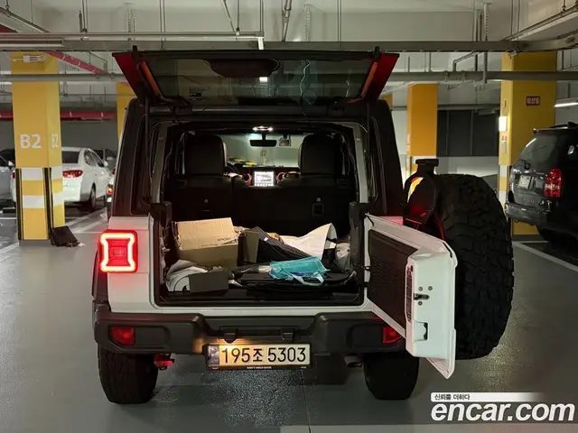 Jeep Wrangler 2021 2.0 автомат (гидро), миниатюра 6 Jeep Wrangler 2021 2.0 автомат (гидро), миниатюра 6