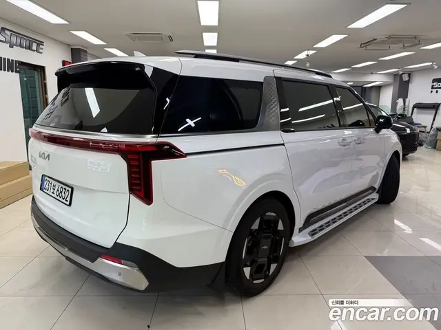 Kia Carnival 2025 2.2 автомат (гидро), миниатюра 2
