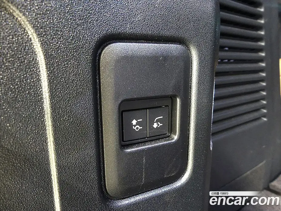 Land Rover Defender 2023 3.0 автомат (гидро), фото 13 Land Rover Defender 2023 3.0 автомат (гидро), фото 13