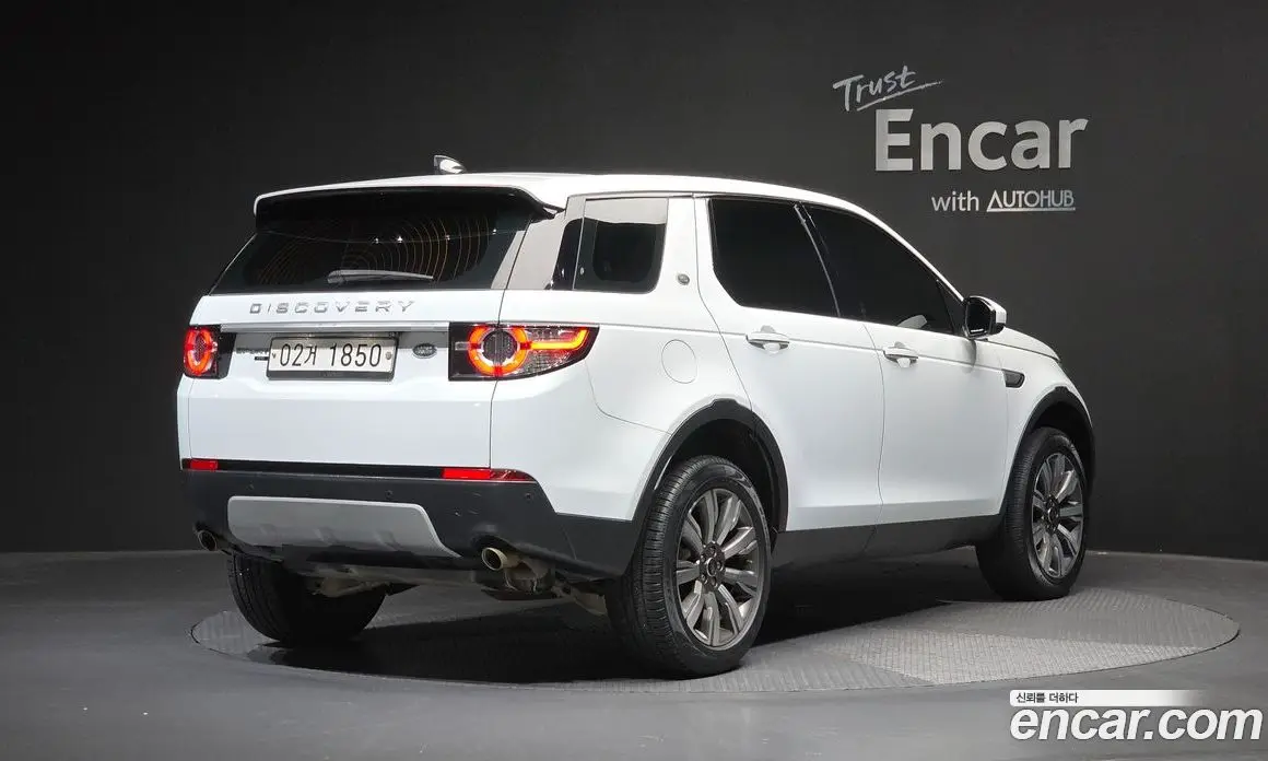 Land Rover Discovery Sport 2018 2.0 автомат (гидро), фото 2 Land Rover Discovery Sport 2018 2.0 автомат (гидро), фото 2