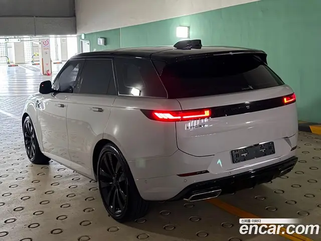 Land Rover Range Rover Sport 2026 3.0 автомат (гидро), миниатюра 3