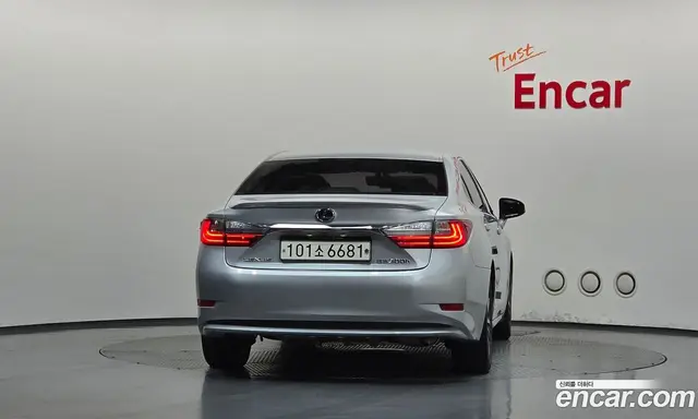 Lexus ES 2017 2.5 автомат (гидро), миниатюра 4
