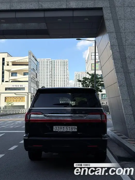 Lincoln Navigator 2021 3.5 автомат (гидро), миниатюра 6