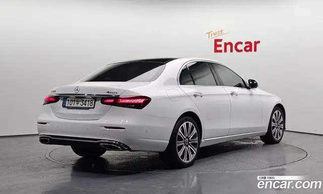 Mercedes-Benz E-Class 2021 3.0 автомат (гидро), миниатюра 2 Mercedes-Benz E-Class 2021 3.0 автомат (гидро), миниатюра 2
