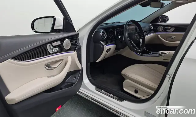 Mercedes-Benz E-Class 2021 3.0 автомат (гидро), миниатюра 10 Mercedes-Benz E-Class 2021 3.0 автомат (гидро), миниатюра 10