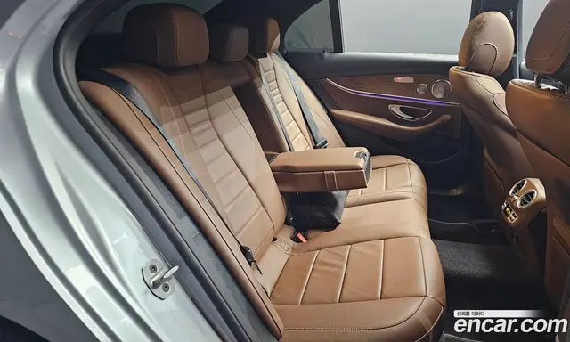 Mercedes-Benz E-Class 2021 2.0 автомат (гидро), миниатюра 11 Mercedes-Benz E-Class 2021 2.0 автомат (гидро), миниатюра 11