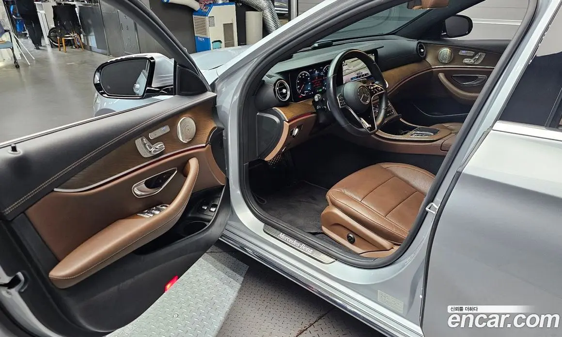 Mercedes-Benz E-Class 2021 2.0 автомат (гидро), фото 10 Mercedes-Benz E-Class 2021 2.0 автомат (гидро), фото 10