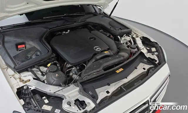 Mercedes-Benz E-Class 2023 2.0 автомат (гидро), миниатюра 6 Mercedes-Benz E-Class 2023 2.0 автомат (гидро), миниатюра 6