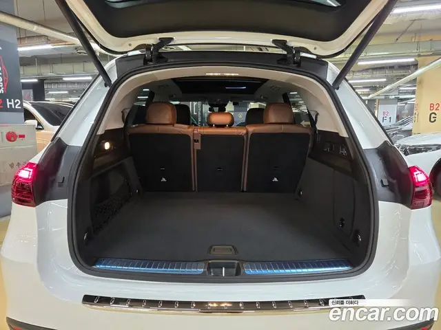 Mercedes-Benz GLE-Class 2025 3.0 автомат (гидро), миниатюра 11