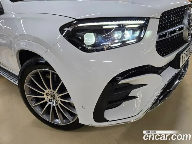 Mercedes-Benz GLE-Class 2025 3.0 автомат (гидро), миниатюра 12