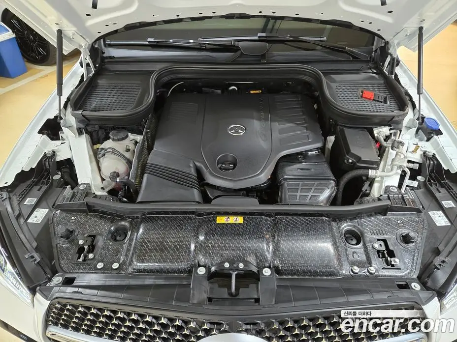 Mercedes-Benz GLE-Class 2025 3.0 автомат (гидро), фото 16