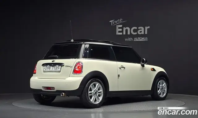 Mini Cooper 2013 2.0 автомат (гидро), миниатюра 2 Mini Cooper 2013 2.0 автомат (гидро), миниатюра 2