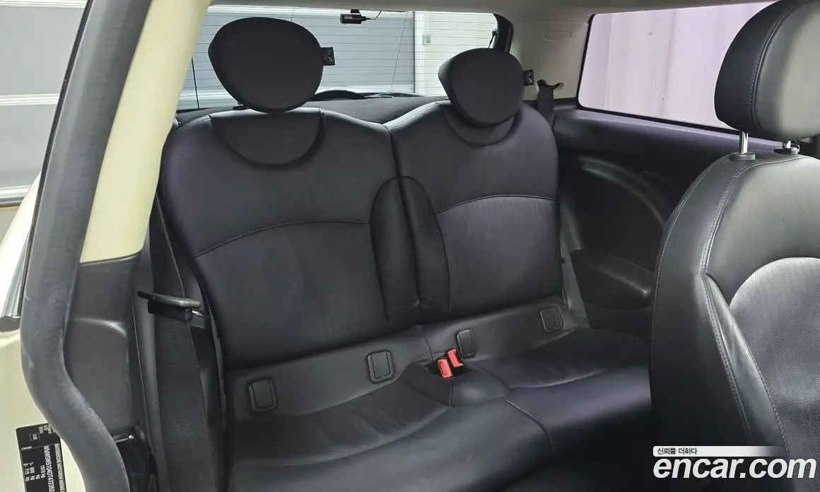 Mini Cooper 2013 2.0 автомат (гидро), фото 12 Mini Cooper 2013 2.0 автомат (гидро), фото 12