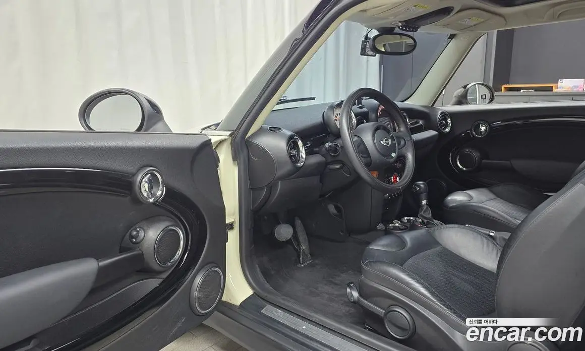 Mini Cooper 2013 2.0 автомат (гидро), фото 10 Mini Cooper 2013 2.0 автомат (гидро), фото 10
