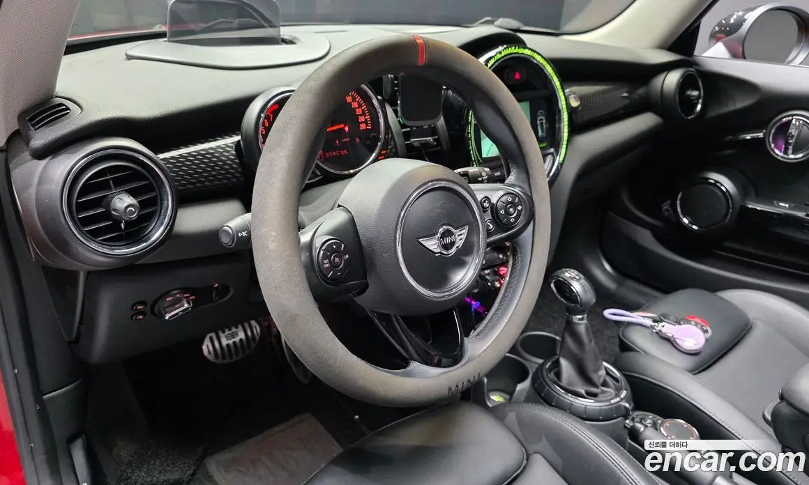 Mini Cooper 2016 2.0 автомат (гидро), фото 13