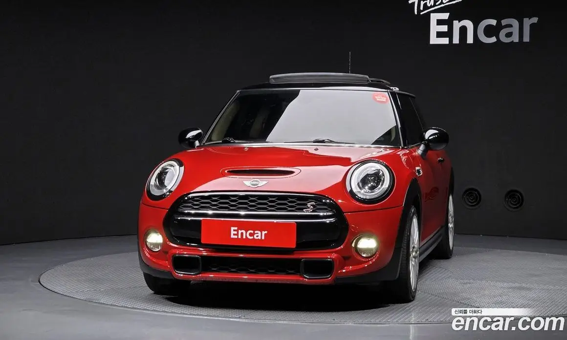 Mini Cooper 2016 2.0 автомат (гидро), фото 3