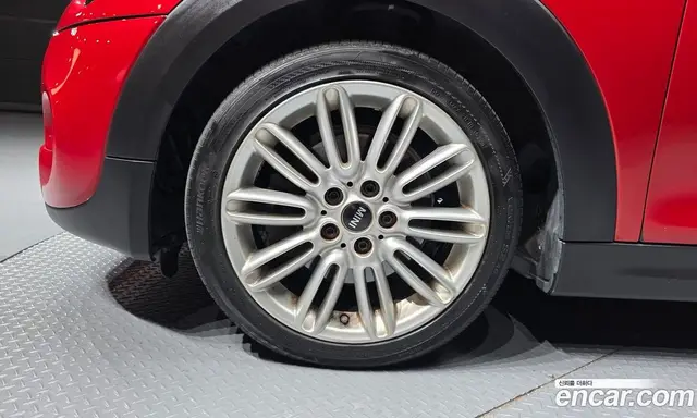 Mini Cooper 2016 2.0 автомат (гидро), миниатюра 5