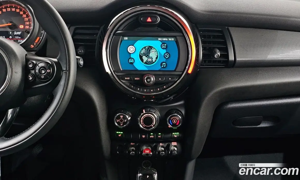 Mini Cooper 2019 1.5 автомат (гидро), фото 15