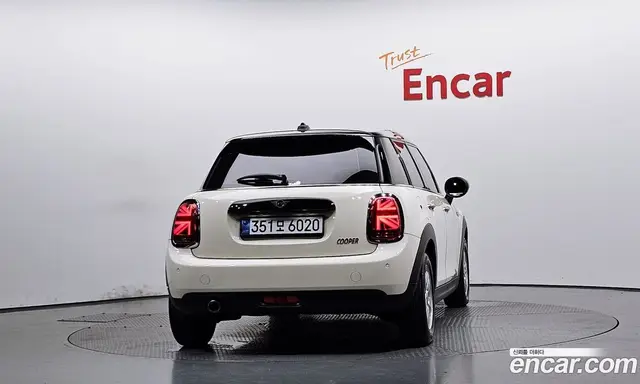 Mini Cooper 2019 1.5 автомат (гидро), миниатюра 4