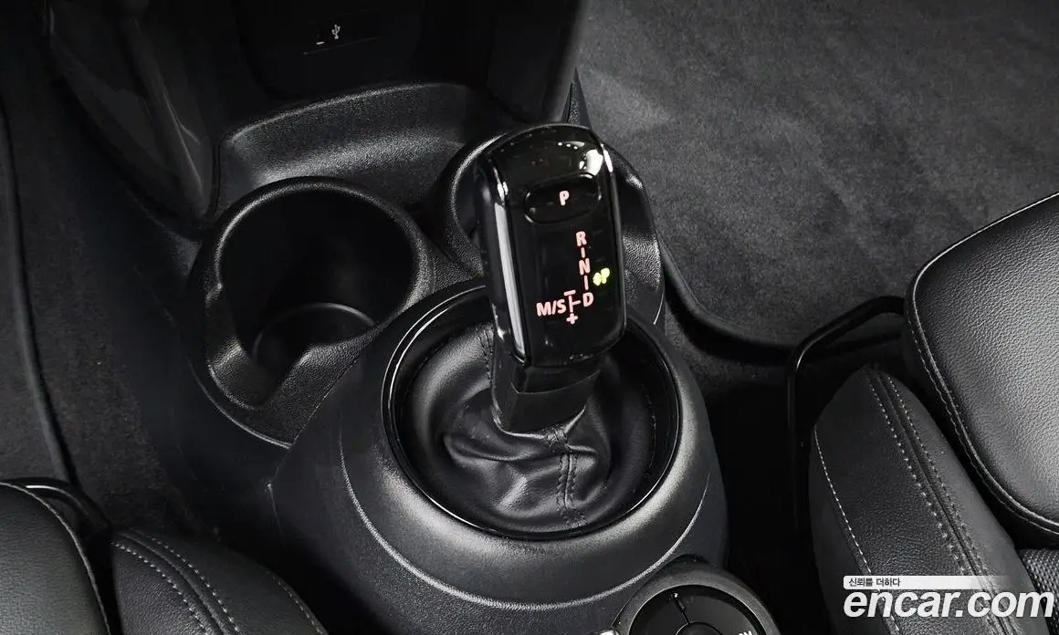 Mini Cooper 2019 1.5 автомат (гидро), фото 9