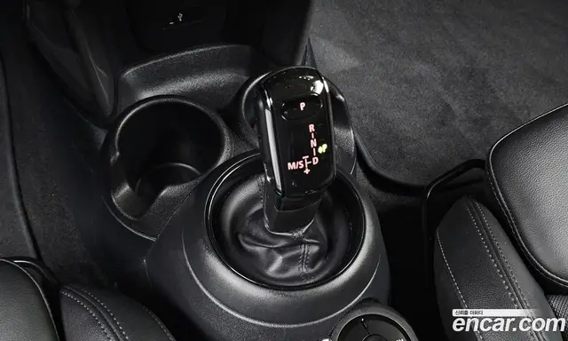 Mini Cooper 2019 1.5 автомат (гидро), миниатюра 9