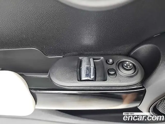 Mini Cooper 2021 1.5 автомат (гидро), миниатюра 8