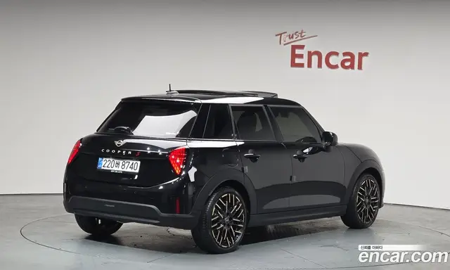 Mini Cooper, 2025, 8 899 км