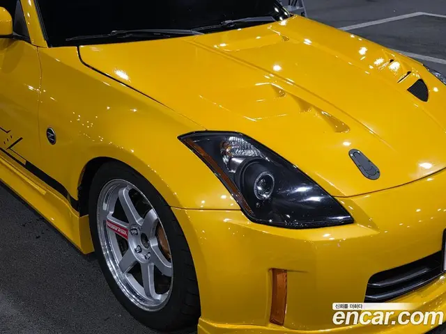 Nissan 350Z 2006 3.5 механика, миниатюра 2