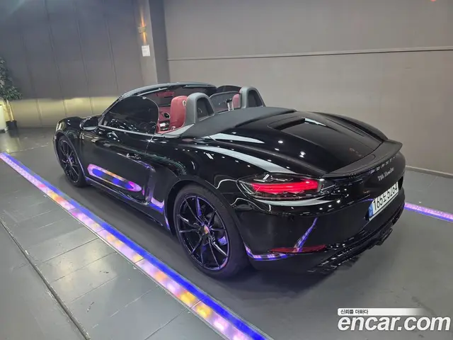 Porsche 718 2022 2.0 автомат (гидро), миниатюра 2