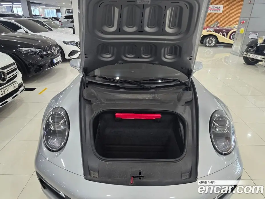 Porsche 911 2024 3.0 автомат (гидро), фото 6 Porsche 911 2024 3.0 автомат (гидро), фото 6