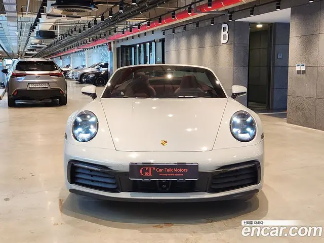 Porsche 911 2024 3.0 автомат (гидро), миниатюра 4 Porsche 911 2024 3.0 автомат (гидро), миниатюра 4