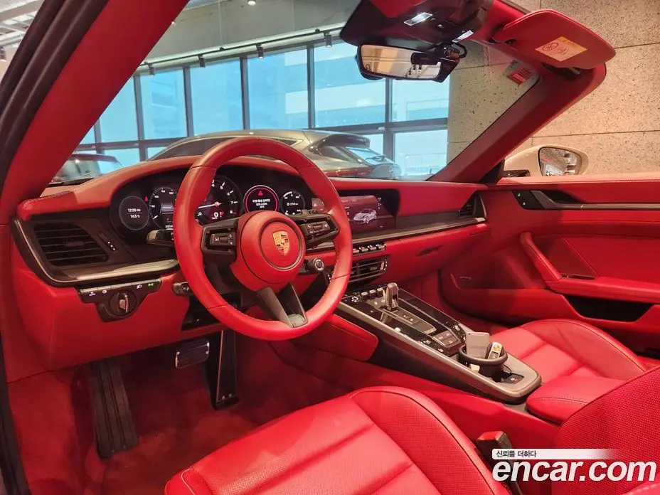 Porsche 911 2024 3.0 автомат (гидро), фото 8 Porsche 911 2024 3.0 автомат (гидро), фото 8
