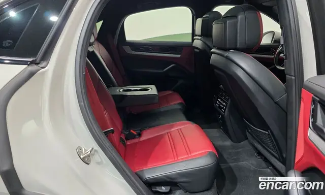 Porsche Cayenne 2024 3.0 автомат (гидро), миниатюра 12