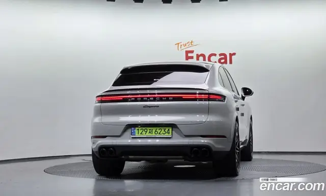 Porsche Cayenne 2024 3.0 автомат (гидро), миниатюра 4