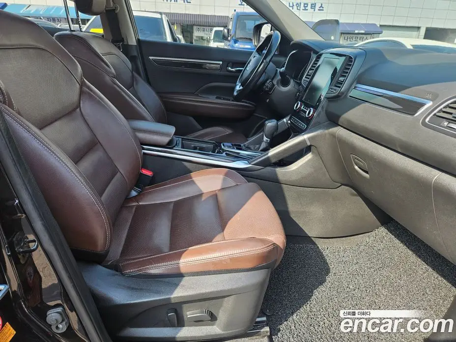 Renault (Samsung) QM6 2017 2.0 автомат (гидро), фото 10 Renault (Samsung) QM6 2017 2.0 автомат (гидро), фото 10