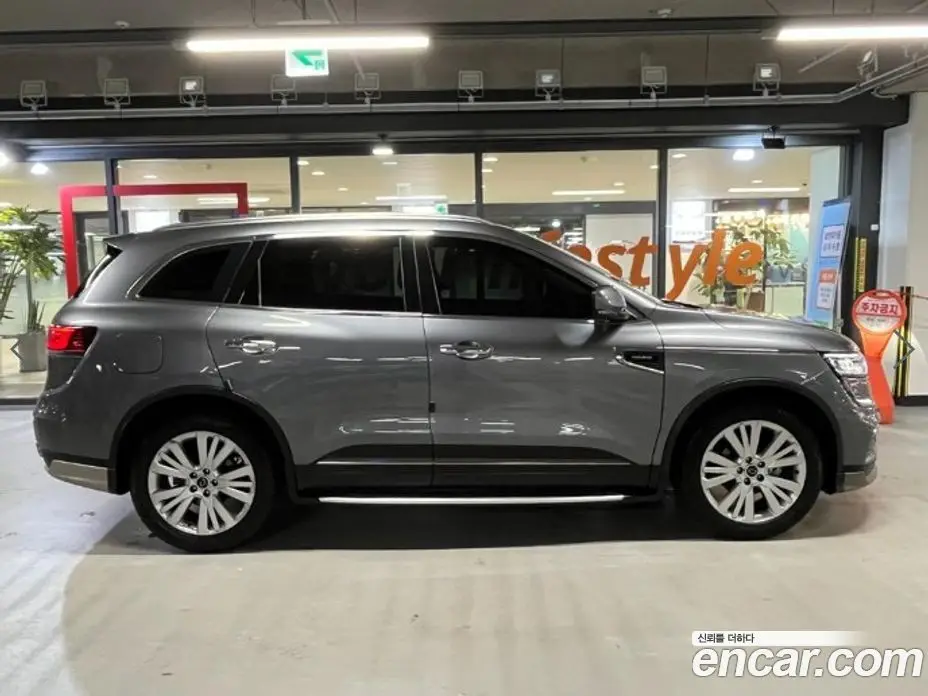 Renault (Samsung) QM6 2021 2.0 автомат (гидро), фото 3 Renault (Samsung) QM6 2021 2.0 автомат (гидро), фото 3