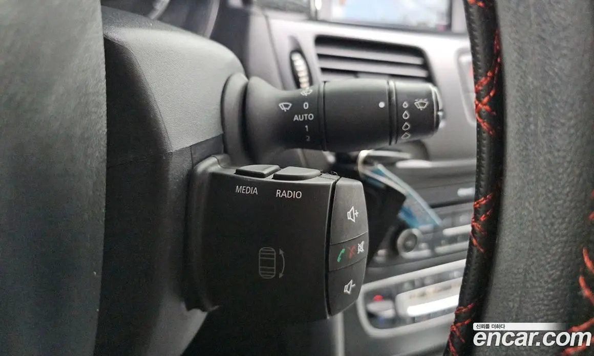 Renault (Samsung) SM5 2013 2.0 автомат (гидро), фото 16 Renault (Samsung) SM5 2013 2.0 автомат (гидро), фото 16