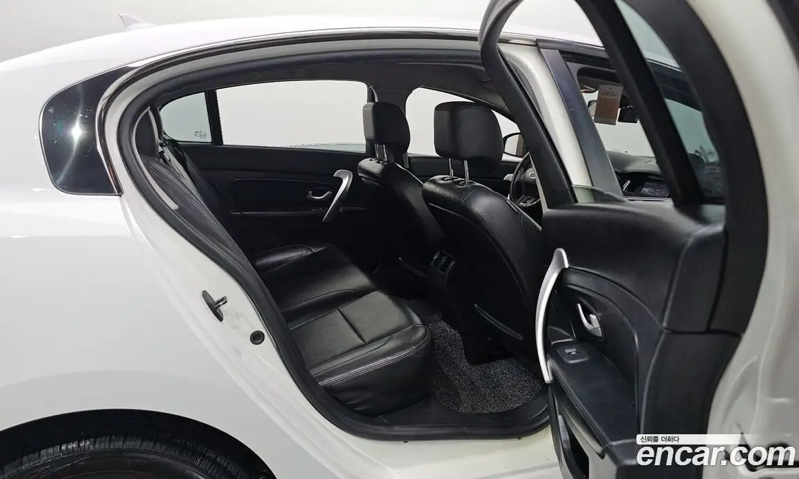 Renault (Samsung) SM5 2013 2.0 автомат (гидро), фото 19 Renault (Samsung) SM5 2013 2.0 автомат (гидро), фото 19