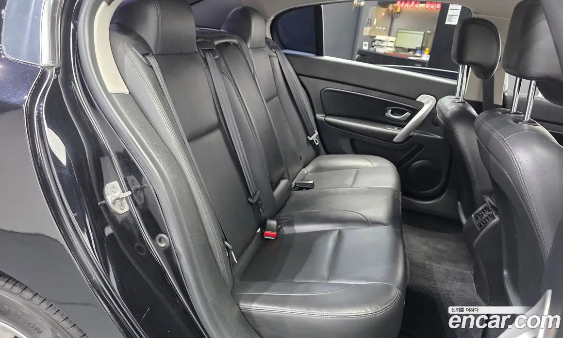 Renault (Samsung) SM5 2017 2.0 автомат (гидро), фото 12 Renault (Samsung) SM5 2017 2.0 автомат (гидро), фото 12