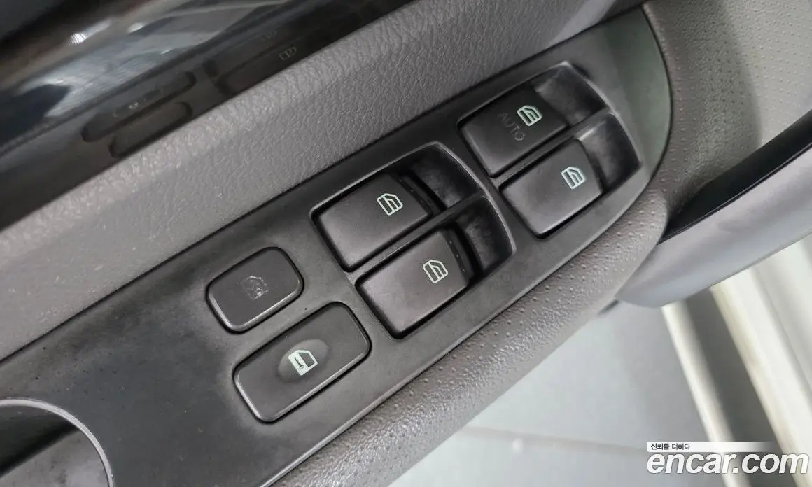 SsangYong Korando 2016 2.2 автомат (гидро), фото 12 SsangYong Korando 2016 2.2 автомат (гидро), фото 12