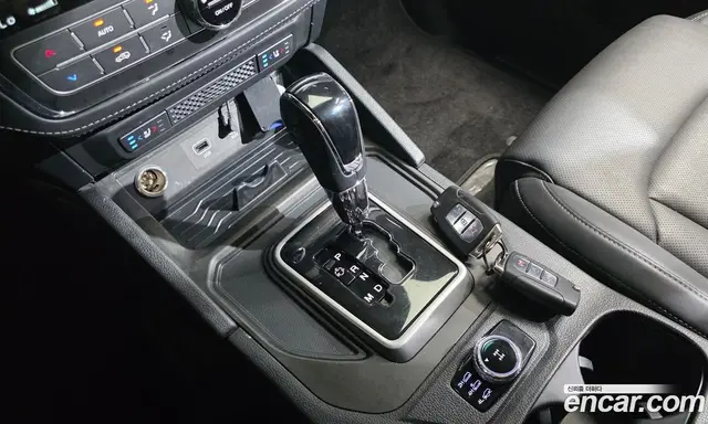 SsangYong Rexton 2018 2.2 автомат (гидро), миниатюра 9 SsangYong Rexton 2018 2.2 автомат (гидро), миниатюра 9