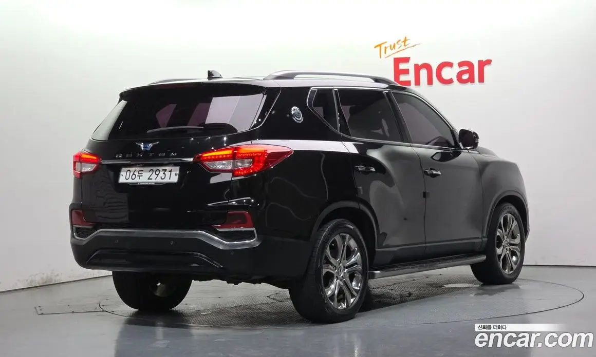 SsangYong Rexton 2018 2.2 автомат (гидро), фото 2 SsangYong Rexton 2018 2.2 автомат (гидро), фото 2