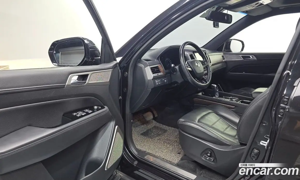 SsangYong Rexton 2018 2.2 автомат (гидро), фото 10 SsangYong Rexton 2018 2.2 автомат (гидро), фото 10